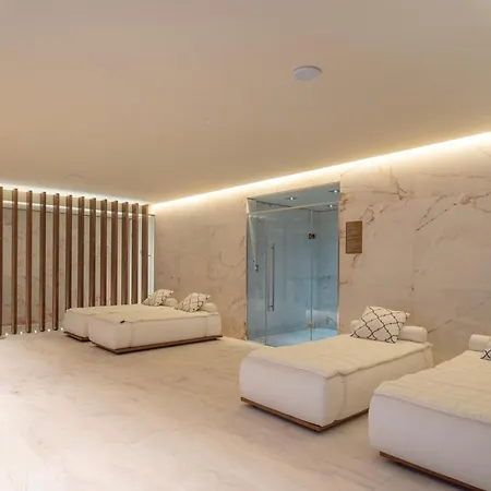 Apartament Cascais - 1 Bedroom And Shared Pool In Campolide *
