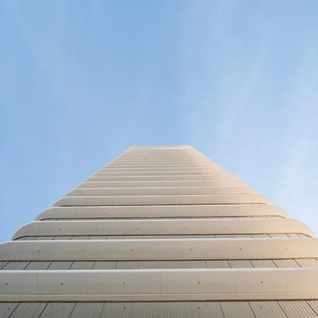 Apartament Cascais - 1 Bedroom And Shared Pool In Campolide *