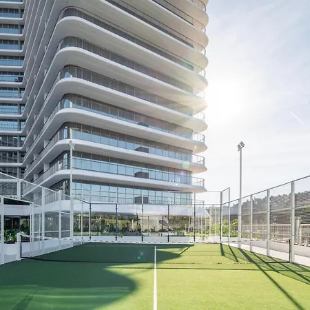 Cascais - 1 Bedroom And Shared Pool In Campolide Lizbona