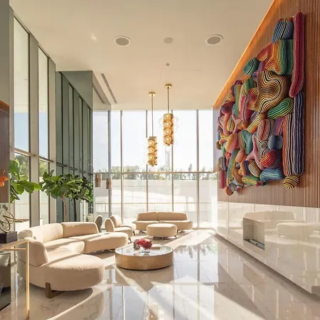 Cascais - 1 Bedroom And Shared Pool In Campolide Apartament *