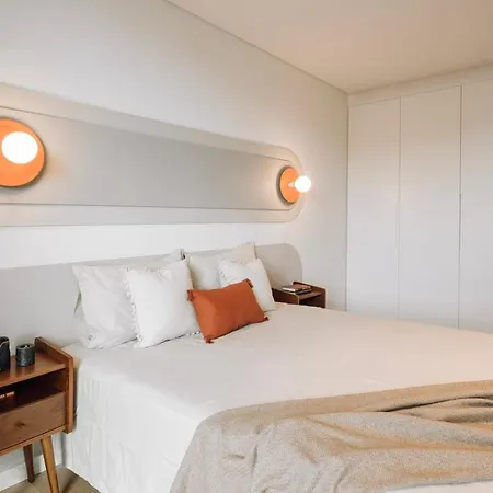 Cascais - 1 Bedroom And Shared Pool In Campolide * Lizbona