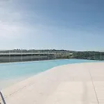 Appartamento Cascais - 1 Bedroom And Shared Pool In Campolide *
